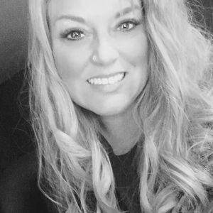 Meet your Posher, Candi